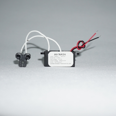 Buen precio Compacto 0.18W DC12V Ionizadores negativos AIR KJF03 Purificador de aire para automóviles en línea